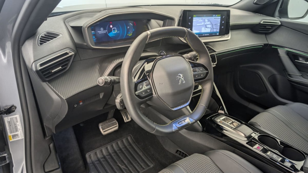 PEUGEOT 2008 ELECTRIQUE 136 ch GT - ref: 1-342934 - Photo 15