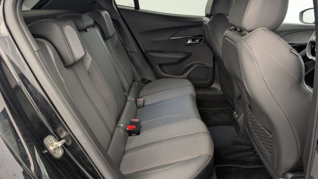PEUGEOT 2008 ELECTRIQUE 136 ch GT - ref: 1-343113 - Photo 10