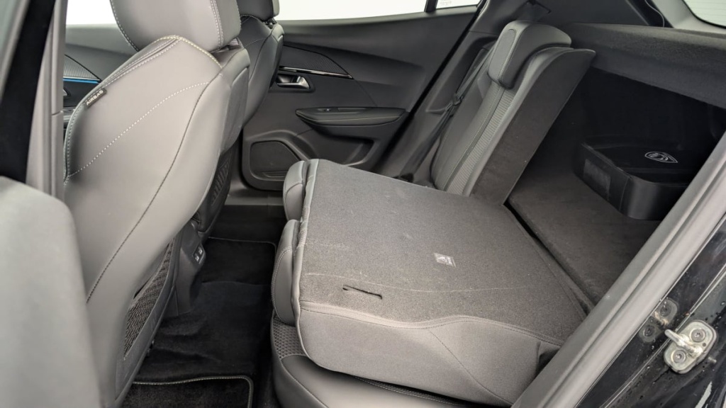 PEUGEOT 2008 ELECTRIQUE 136 ch GT - ref: 1-343113 - Photo 12