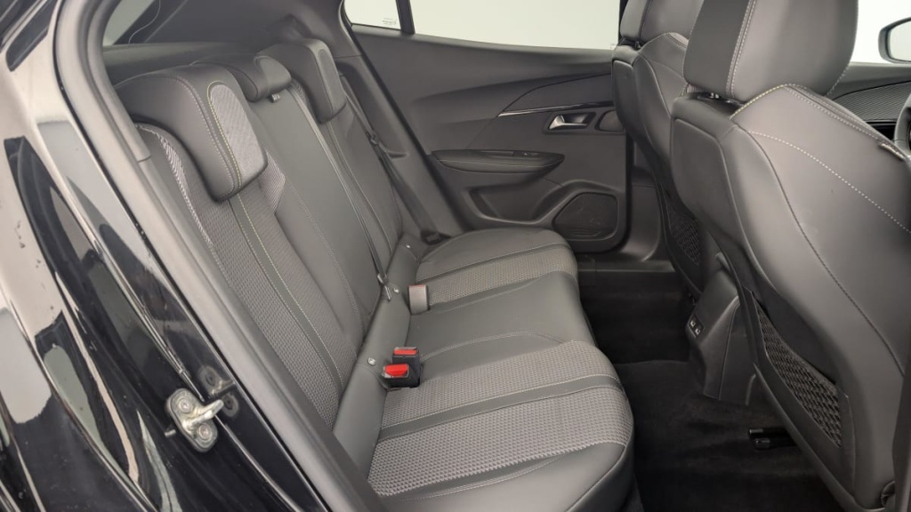 PEUGEOT 2008 ELECTRIQUE 136 ch GT - ref: 1-343122 - Photo 10