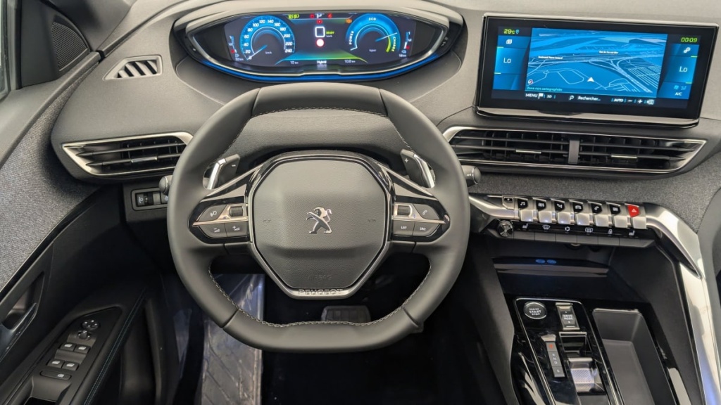 PEUGEOT 3008 Hybrid 180 e-EAT8 Allure Pack - ref: 1-343372 - Photo 14
