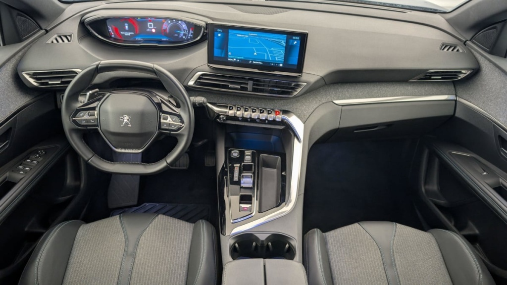 PEUGEOT 3008 PureTech 130ch S S EAT8 Allure Pack - ref: 1-343513 - Photo 13
