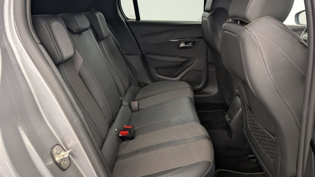 PEUGEOT 208 50 KWH 136CH GT - ref: 1-343590 - Photo 10