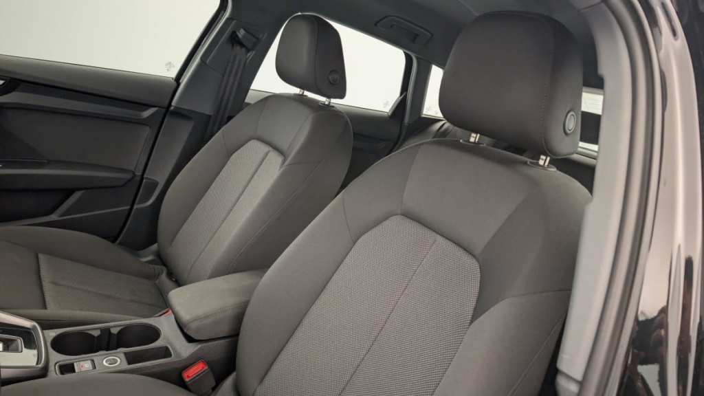 AUDI A3 SPORTBACK 30 TFSI MILD HYBRID 110 S TRONIC 7 - ref: 1-345045 - Photo 16