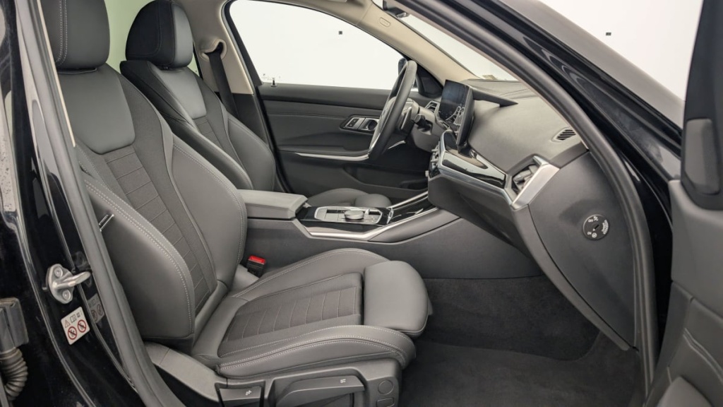 BMW Serie 3 Touring G21 Touring 318i 156 ch BVA8 Business Design - ref: 1-346266 - Photo 9