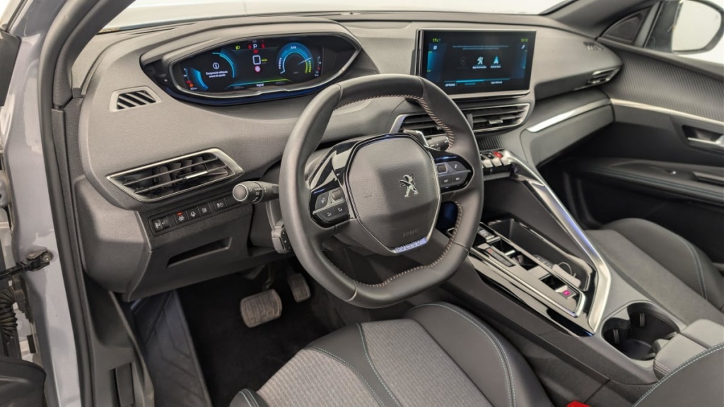 PEUGEOT 3008 Hybrid 180 e-EAT8 Allure Pack - ref: 1-346300 - Photo 15