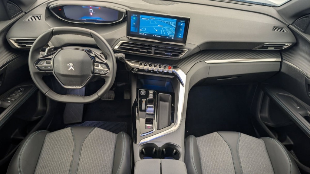PEUGEOT 5008 Hybrid 136 e-DCS6 Allure Pack - ref: 1-346304 - Photo 13