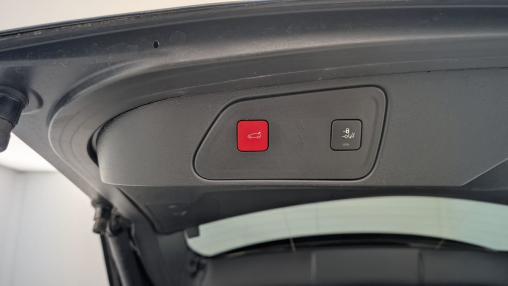 PEUGEOT 3008 PureTech 130ch S S BVM6 Allure Pack - ref: 1-346322 - Photo 20