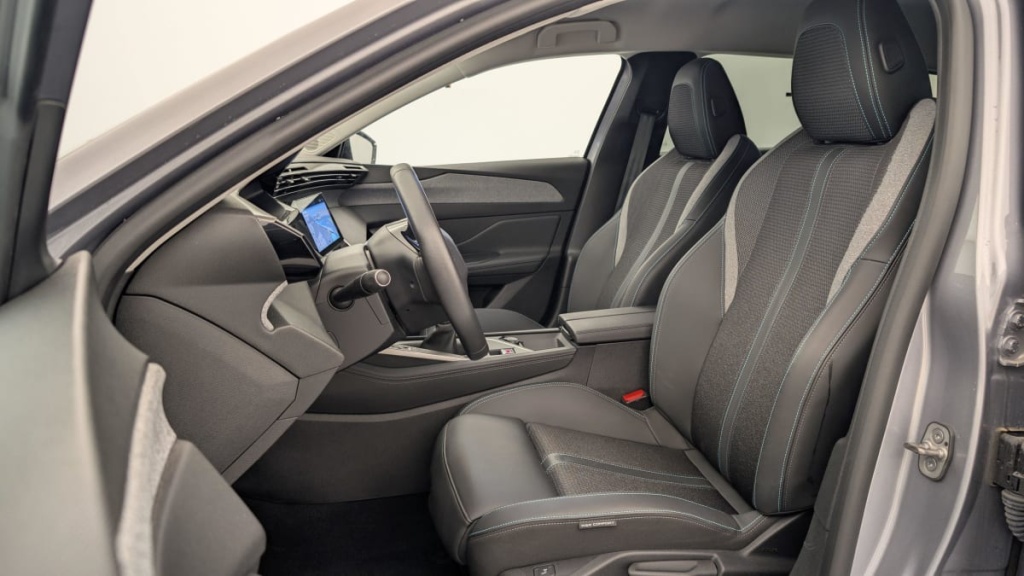 PEUGEOT 308 SW PureTech 130ch S S BVM6 Allure - ref: 1-346546 - Photo 16