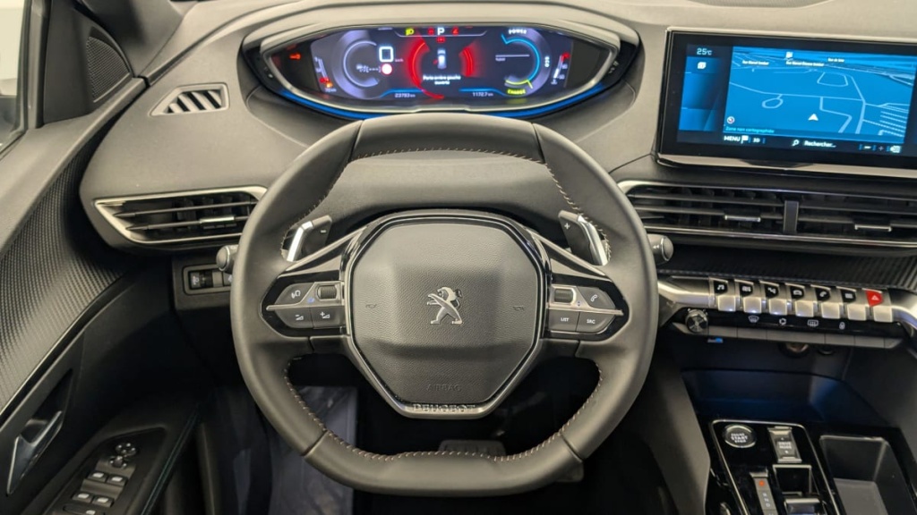 PEUGEOT 3008 Hybrid 136 e-DCS6 Allure Pack - ref: 1-346662 - Photo 14