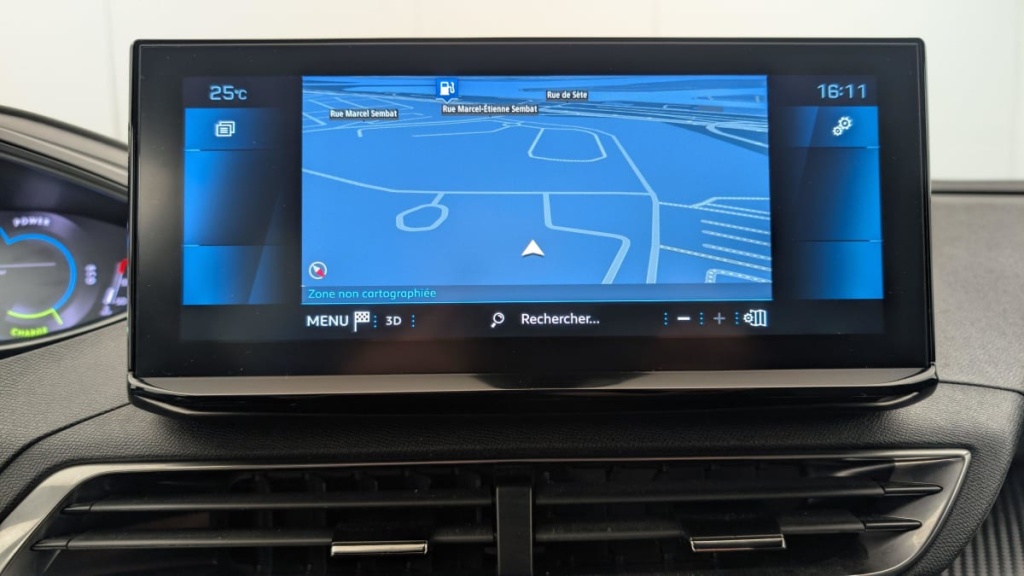 PEUGEOT 3008 Hybrid 136 e-DCS6 Allure Pack - ref: 1-346662 - Photo 17