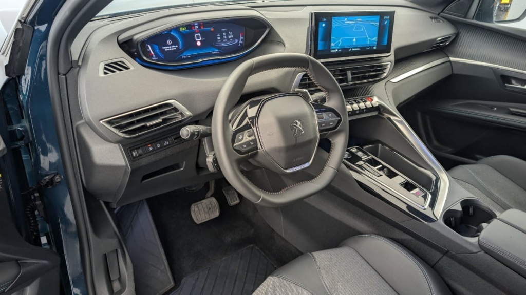 PEUGEOT 3008 Hybrid 136 e-DCS6 Allure Pack - ref: 1-346672 - Photo 15