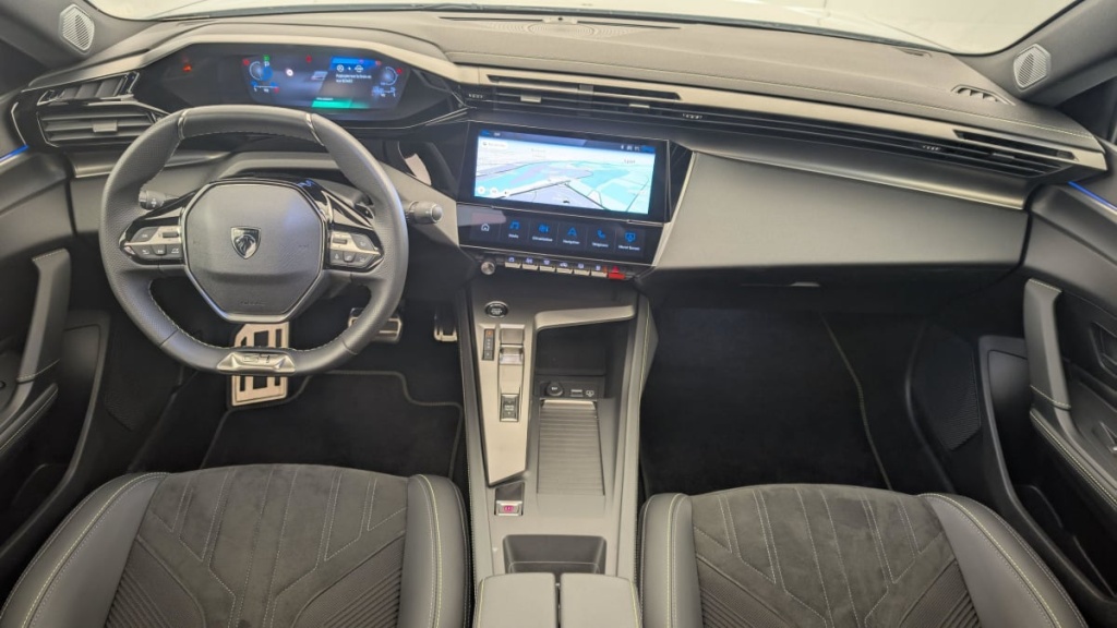 PEUGEOT 408 PHEV 225 e-EAT8 GT - ref: 1-346763 - Photo 13