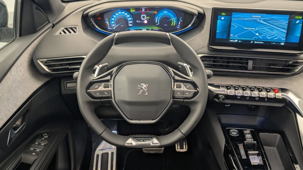 PEUGEOT 3008 Hybrid 225 e-EAT8 GT - ref: 1-346816 - Photo 14