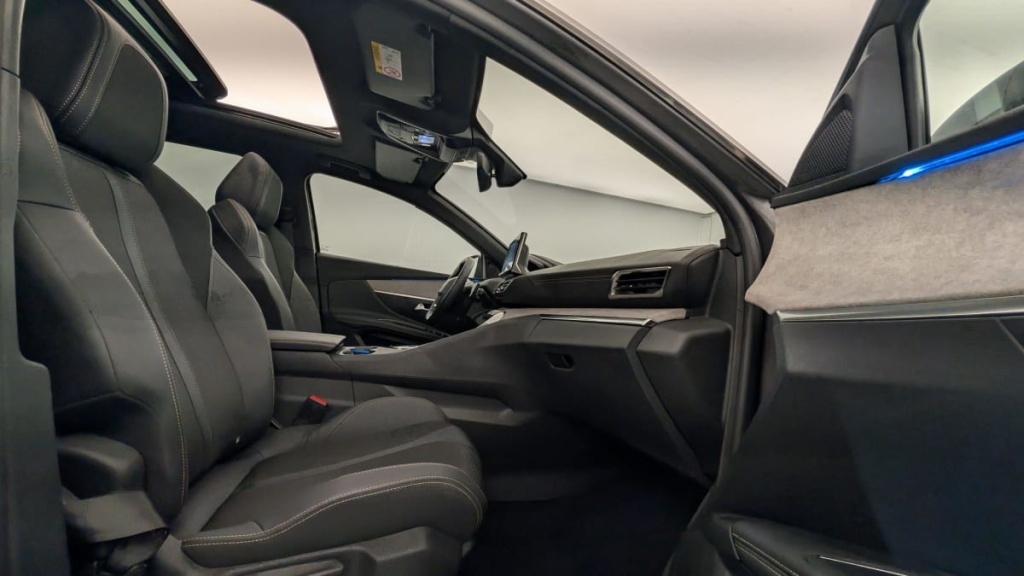 PEUGEOT 3008 Hybrid4 300 e-EAT8 GT - ref: 1-346828 - Photo 9