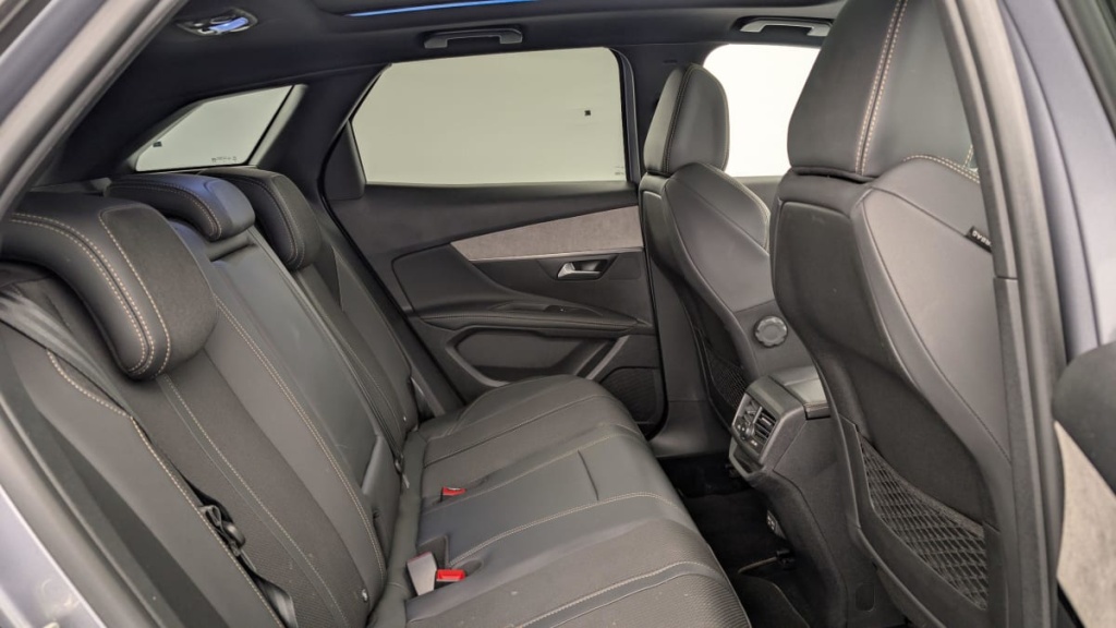 PEUGEOT 3008 Hybrid4 300 e-EAT8 GT - ref: 1-346920 - Photo 10