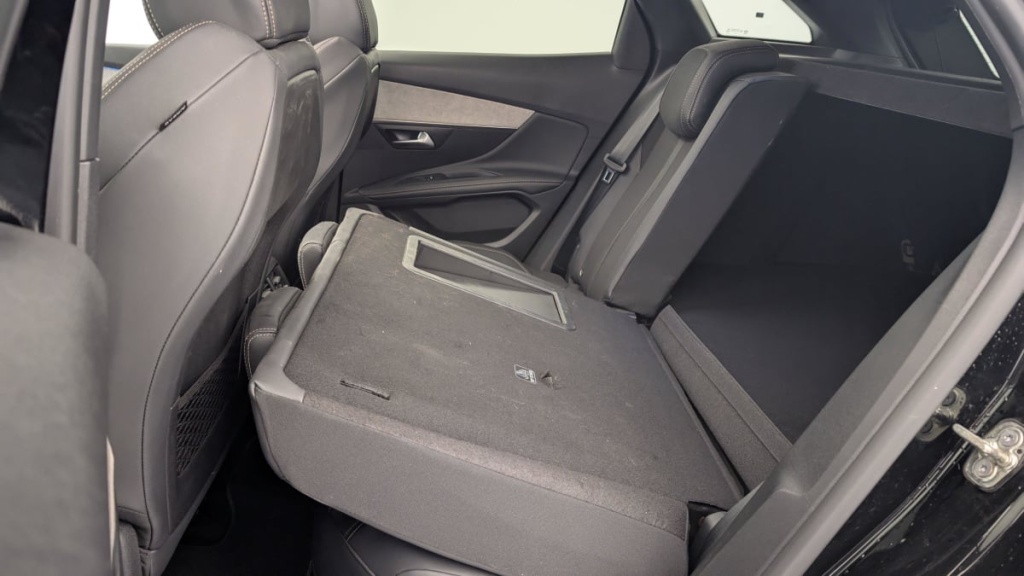 PEUGEOT 3008 Hybrid4 300 e-EAT8 GT - ref: 1-347031 - Photo 12