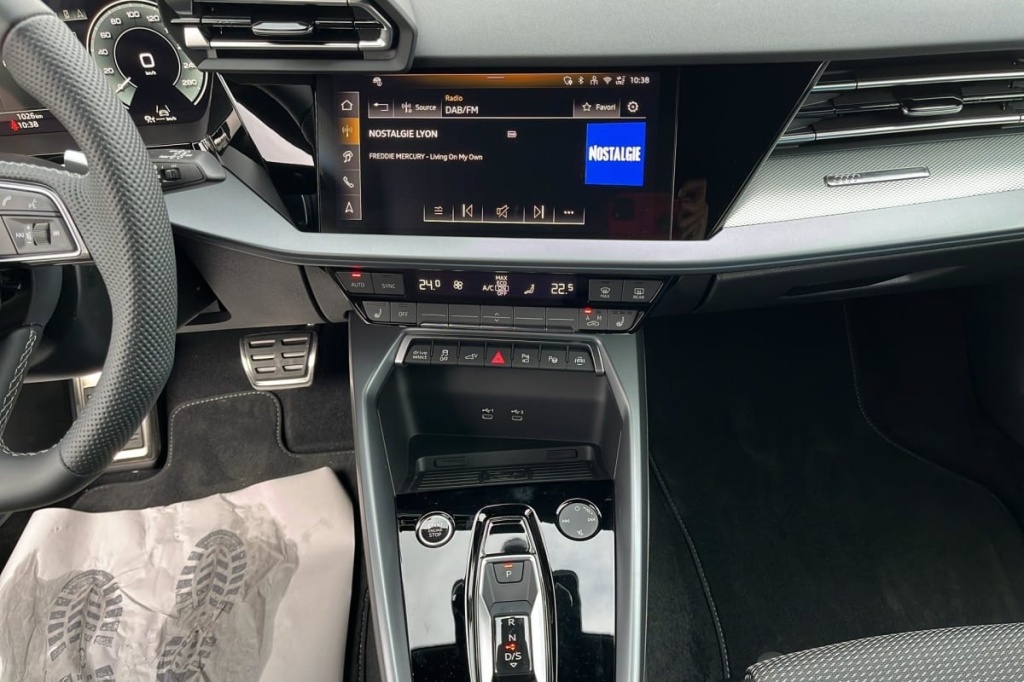 AUDI A3 Sportback 45 TFSI E HYBRIDE RECHARGEABLE 272 S TRONIC 6 S LINE - ref: 1-347330 - Photo 20