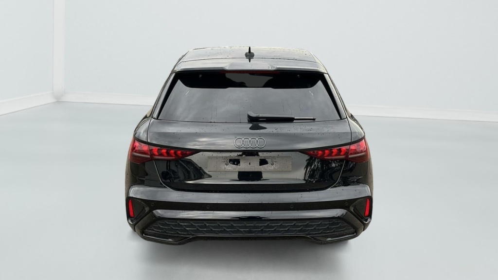 AUDI A3 Sportback 45 TFSI E HYBRIDE RECHARGEABLE 272 S TRONIC 6 S LINE - ref: 1-347341 - Photo 6