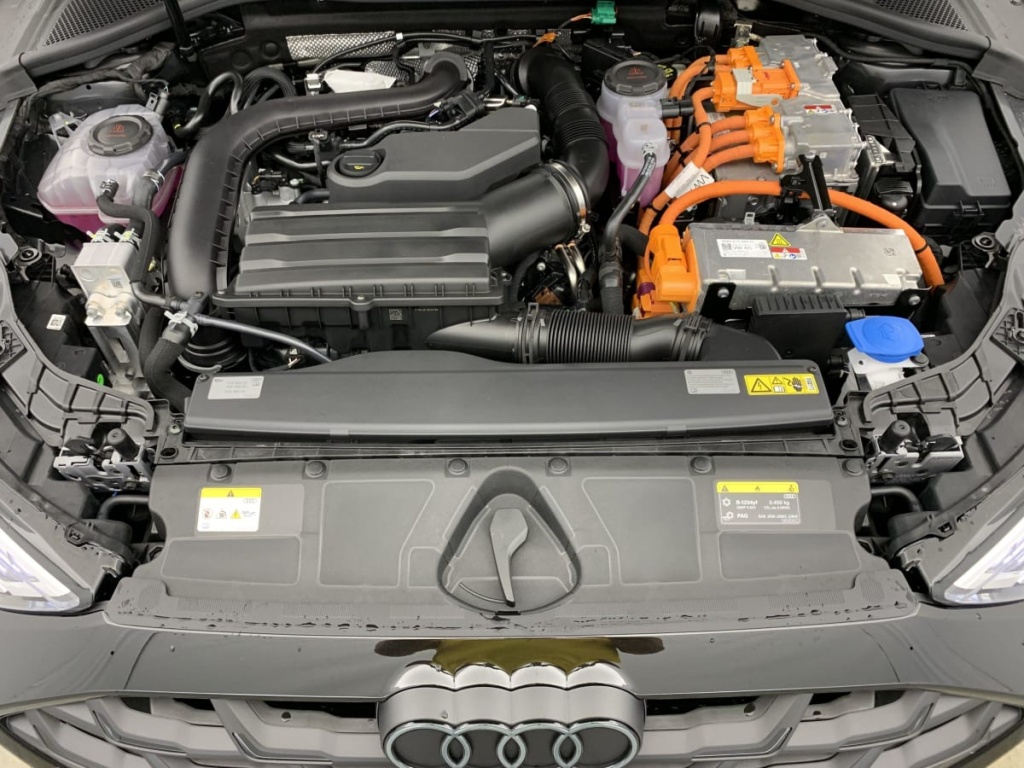 AUDI A3 Sportback 45 TFSI E HYBRIDE RECHARGEABLE 272 S TRONIC 6 S LINE - ref: 1-347345 - Photo 11