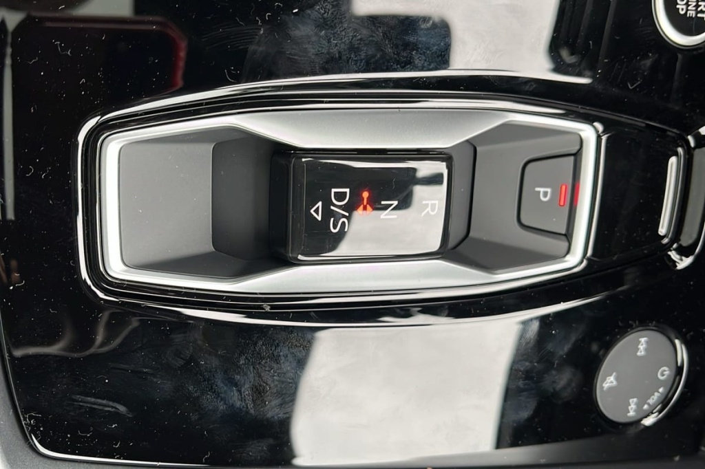 AUDI A3 Sportback 45 TFSI E HYBRIDE RECHARGEABLE 272 S TRONIC 6 S LINE - ref: 1-347382 - Photo 16