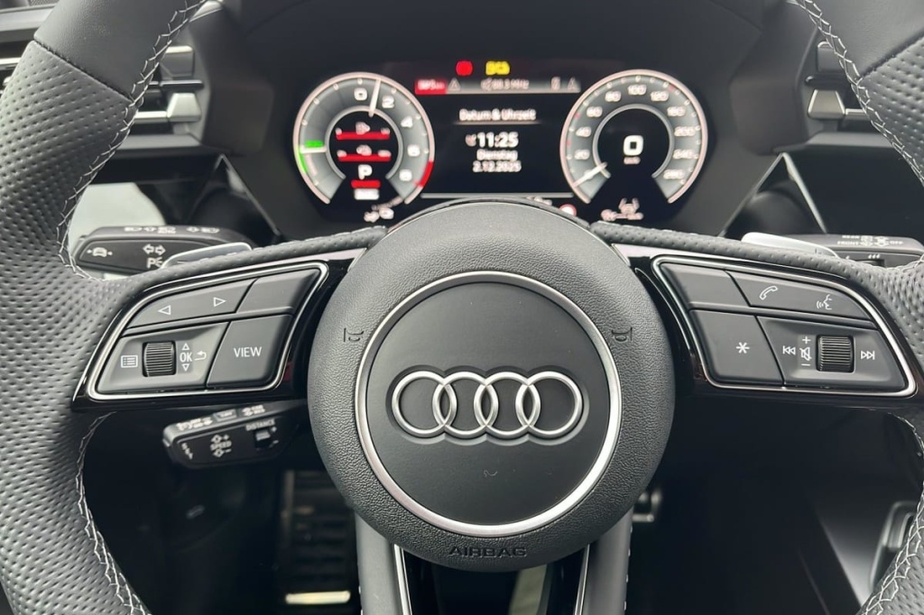 AUDI A3 Sportback 45 TFSI E HYBRIDE RECHARGEABLE 272 S TRONIC 6 S LINE - ref: 1-347383 - Photo 15