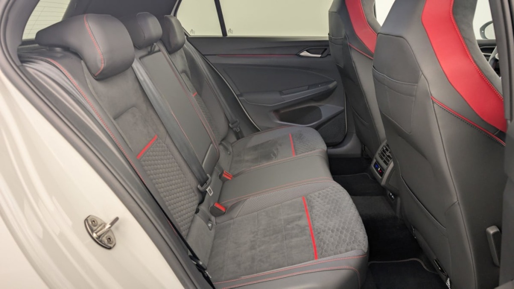 VOLKSWAGEN GOLF 8 2.0 TSI 300 DSG7 GTI CLUBSPORT - ref: 1-347623 - Photo 10
