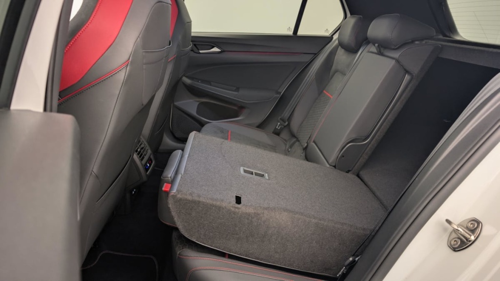 VOLKSWAGEN GOLF 8 2.0 TSI 300 DSG7 GTI CLUBSPORT - ref: 1-347623 - Photo 12