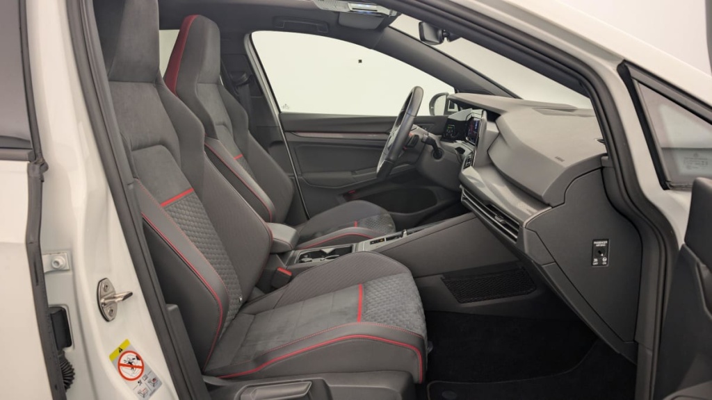 VOLKSWAGEN GOLF 8 2.0 TSI 300 DSG7 GTI CLUBSPORT - ref: 1-347623 - Photo 9