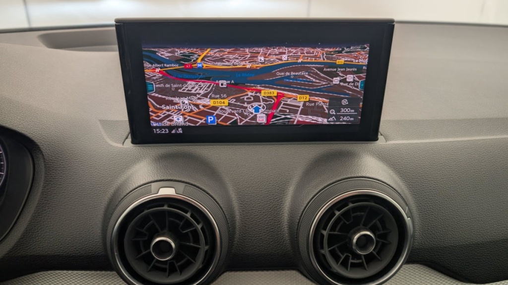 AUDI Q2 35 TFSI 150 BVM6 Business line - ref: 1-347626 - Photo 17