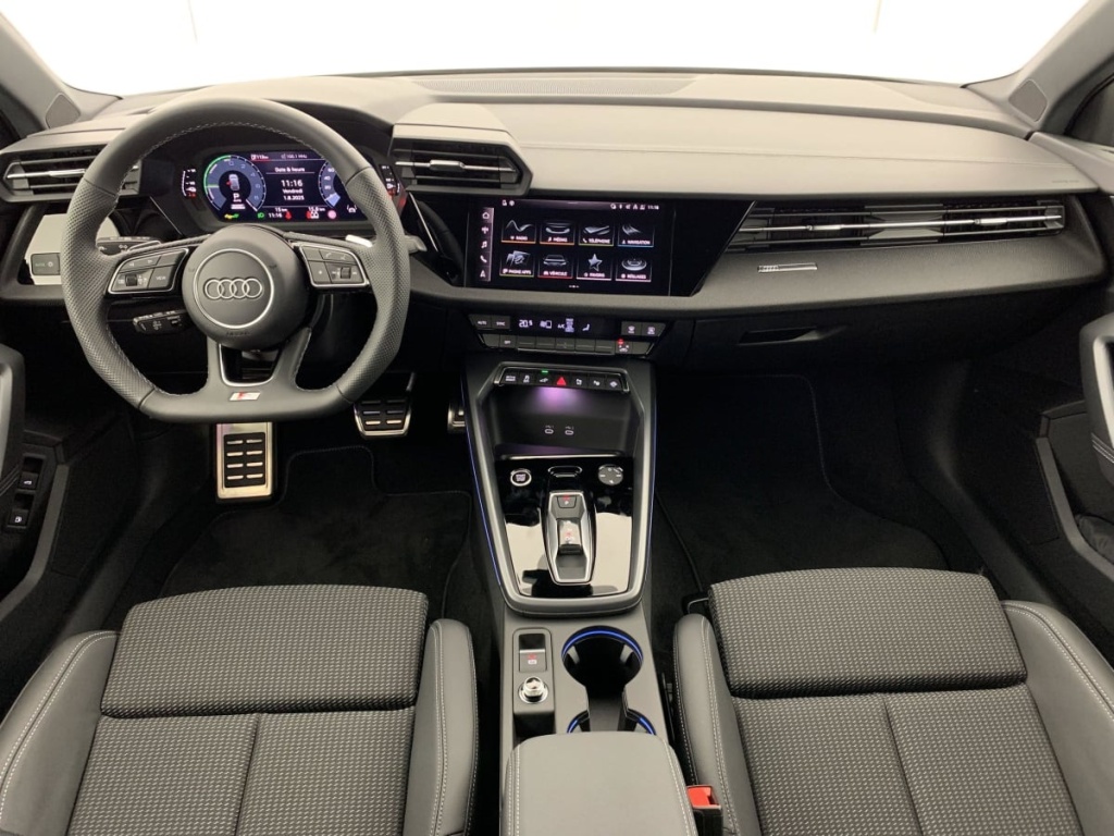AUDI A3 ALLSTREET TFSI e Hybride rechargeable 204 S tronic 6 Design - ref: 1-348872 - Photo 12