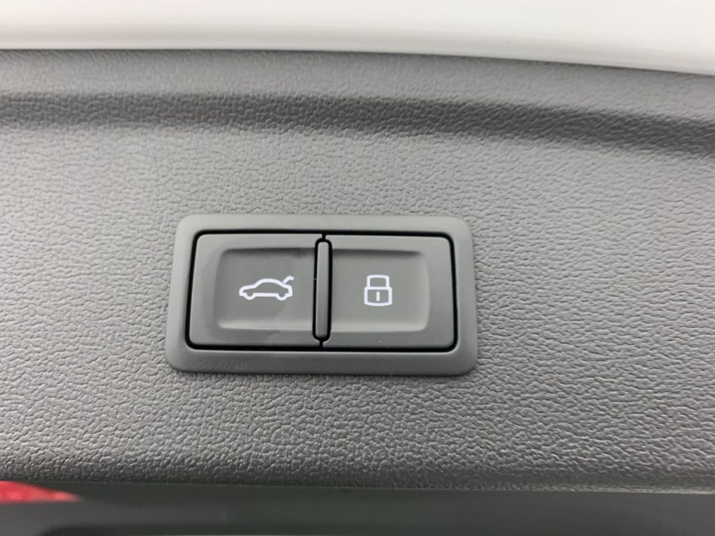 AUDI A3 ALLSTREET TFSI e Hybride rechargeable 204 S tronic 6 Design - ref: 1-348872 - Photo 18