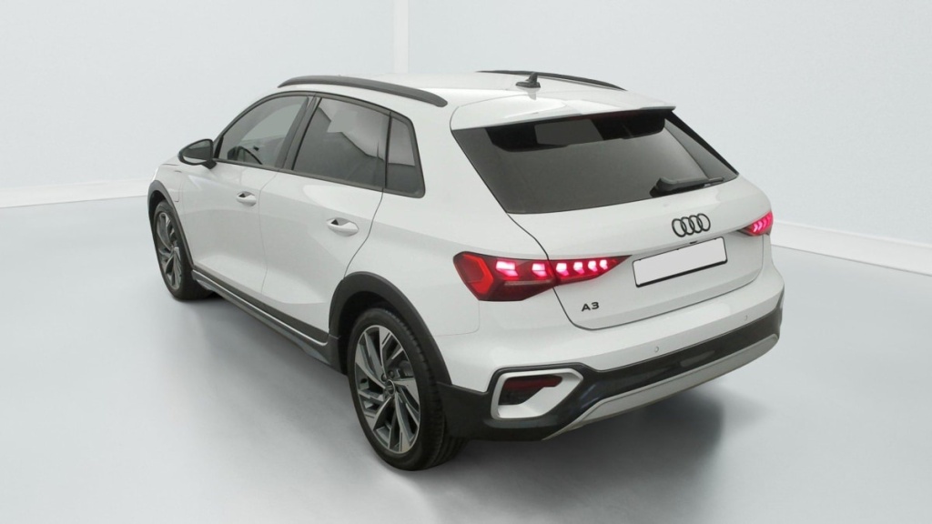 AUDI A3 ALLSTREET TFSI e Hybride rechargeable 204 S tronic 6 Design - ref: 1-348872 - Photo 5