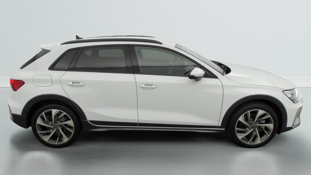 AUDI A3 ALLSTREET TFSI e Hybride rechargeable 204 S tronic 6 Design - ref: 1-348872 - Photo 8