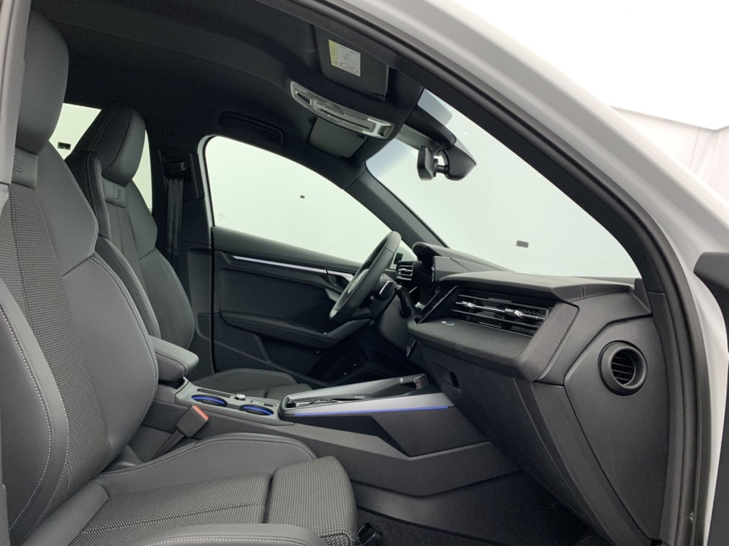 AUDI A3 ALLSTREET TFSI e Hybride rechargeable 204 S tronic 6 Design - ref: 1-348872 - Photo 9
