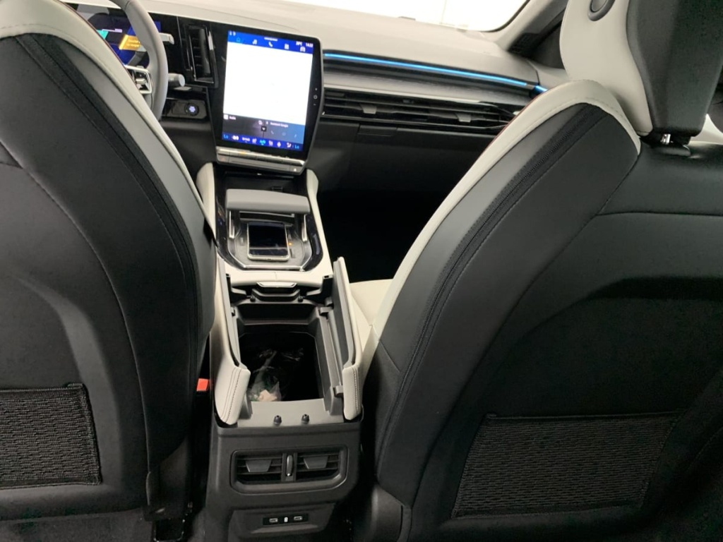 RENAULT ESPACE VI Espace E-Tech full hybrid 200 GSR2 Iconic - ref: 1-349298 - Photo 19