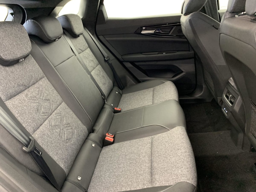 RENAULT Austral FULL HYBRID E-TECH 200 CH EVOLUTION - ref: 1-351223 - Photo 10