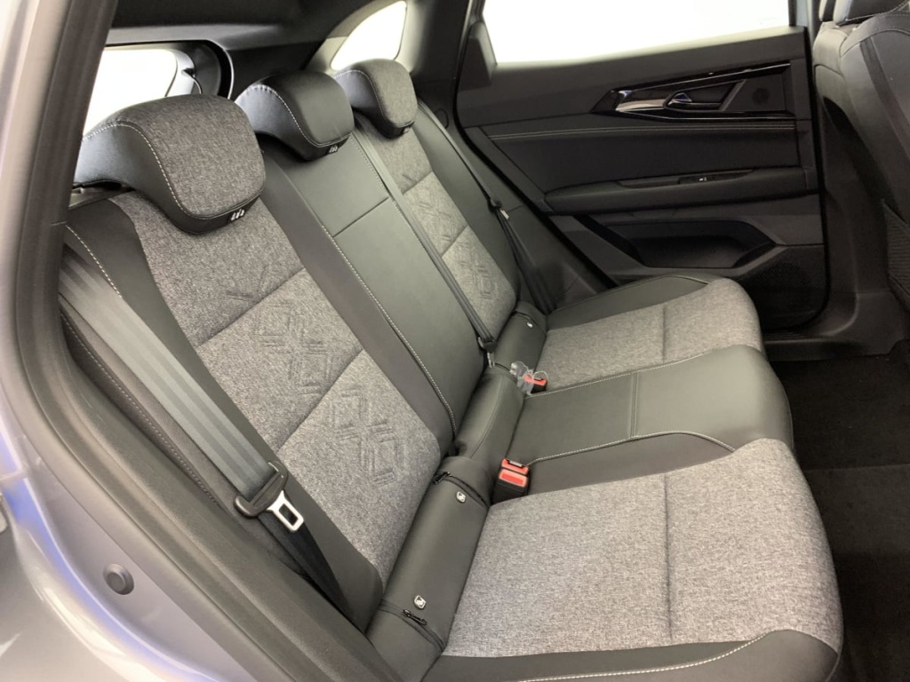 RENAULT Austral FULL HYBRID E-TECH 200 CH EVOLUTION - ref: 1-351227 - Photo 10