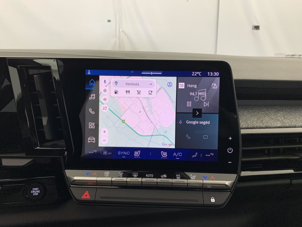 RENAULT Austral FULL HYBRID E-TECH 200 CH EVOLUTION - ref: 1-351227 - Photo 16