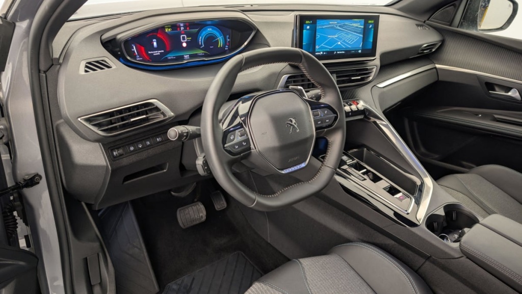 PEUGEOT 3008 Hybrid 180 e-EAT8 Allure Pack - ref: 1-351568 - Photo 15