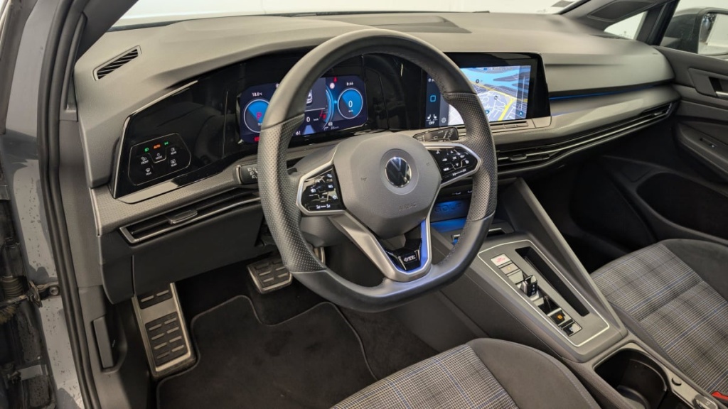 VOLKSWAGEN Golf 1.4 Hybrid Rechargeable OPF 245 DSG6 GTE - ref: 1-353060 - Photo 14