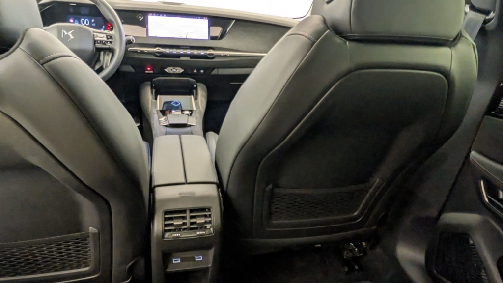 DS DS4 PureTech 130 EAT8 Performance Line+ - ref: 1-353505 - Photo 18