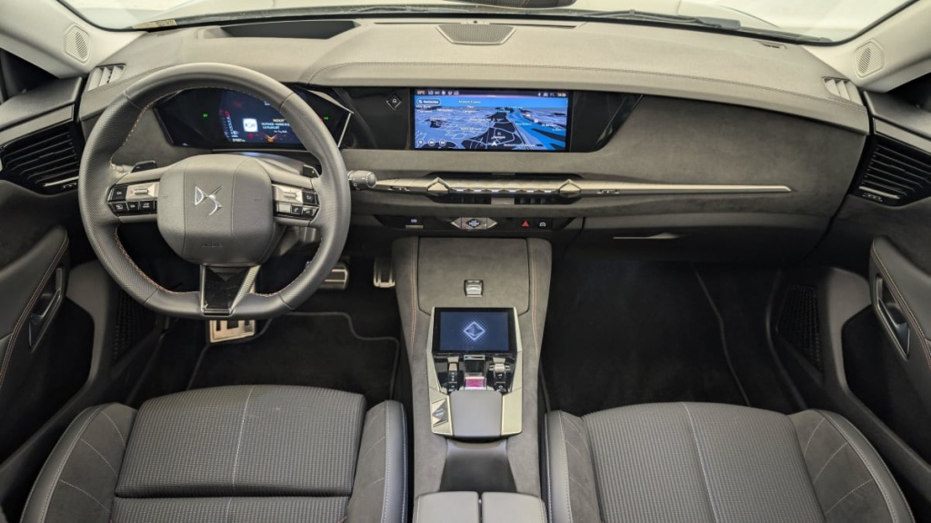 DS DS4 PureTech 130 EAT8 Performance Line+ - ref: 1-353517 - Photo 13