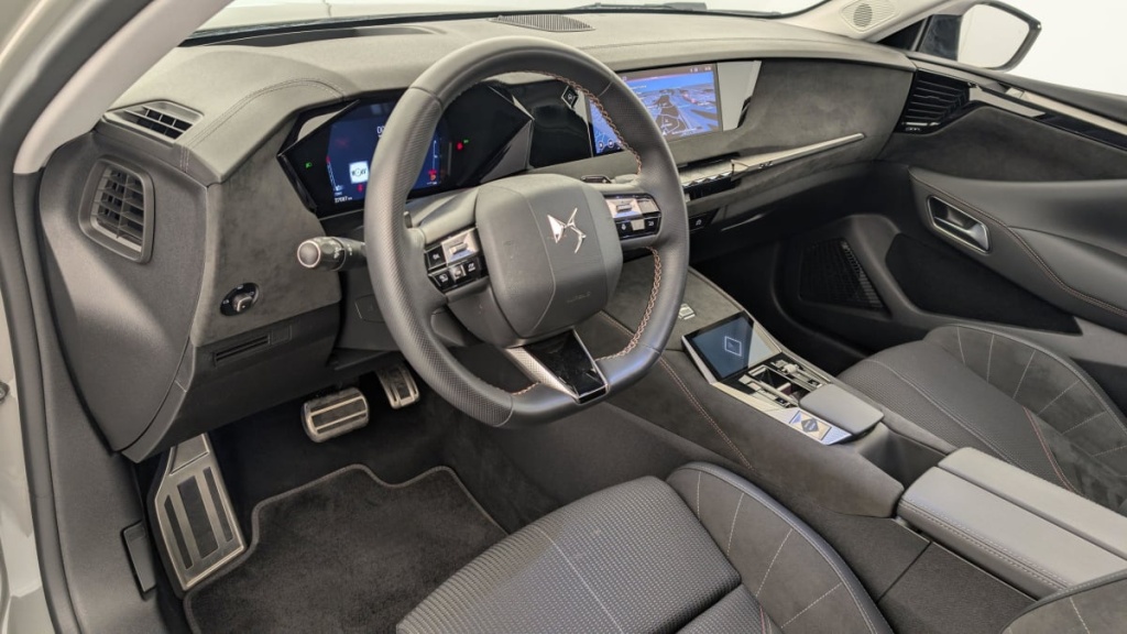 DS DS4 PureTech 130 EAT8 Performance Line+ - ref: 1-353517 - Photo 15