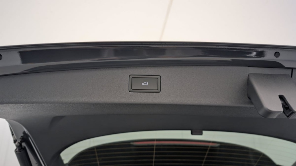 VOLKSWAGEN Tiguan 1.5 eTSI 150CV DSG7 LIFE PLUS - ref: 1-354567 - Photo 20