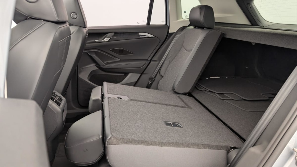 VOLKSWAGEN Tiguan 1.5 eTSI 150CV DSG7 LIFE PLUS - ref: 1-354631 - Photo 12