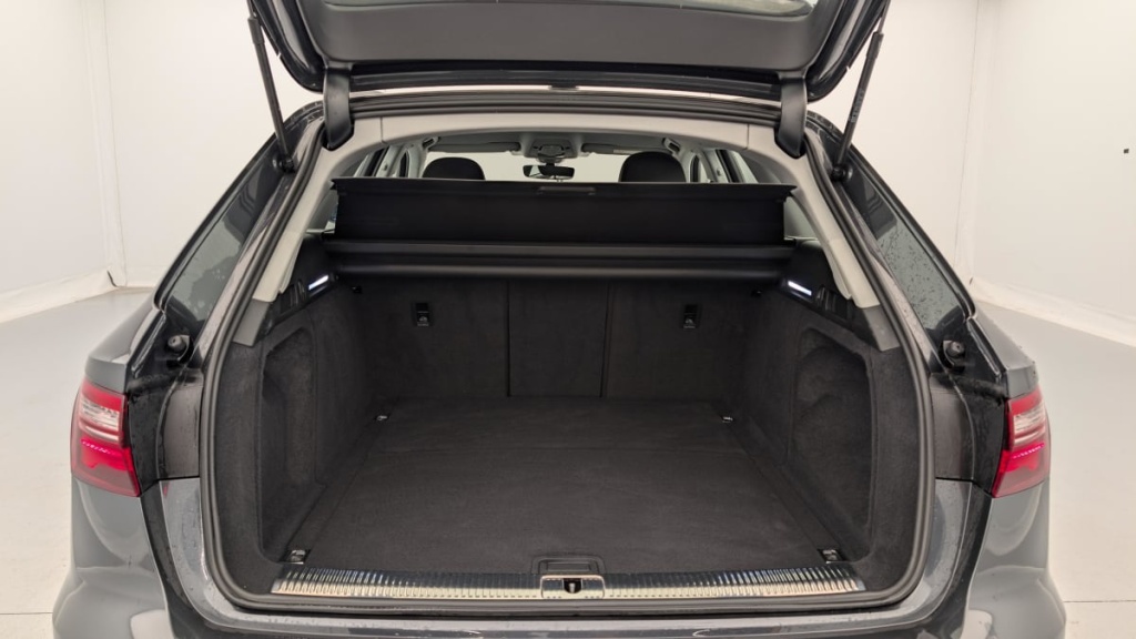 AUDI A4 Avant 35 TFSI 150 S tronic 7 Design - ref: 1-354709 - Photo 11