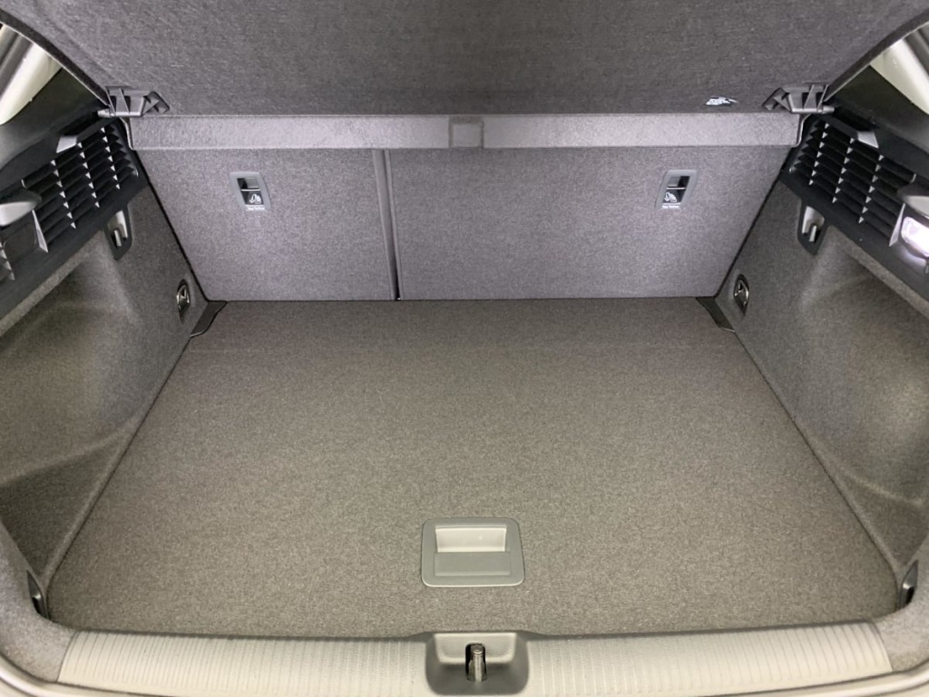 AUDI Q2 35 TDI 150 S tronic 7 Design - ref: 1-354749 - Photo 11