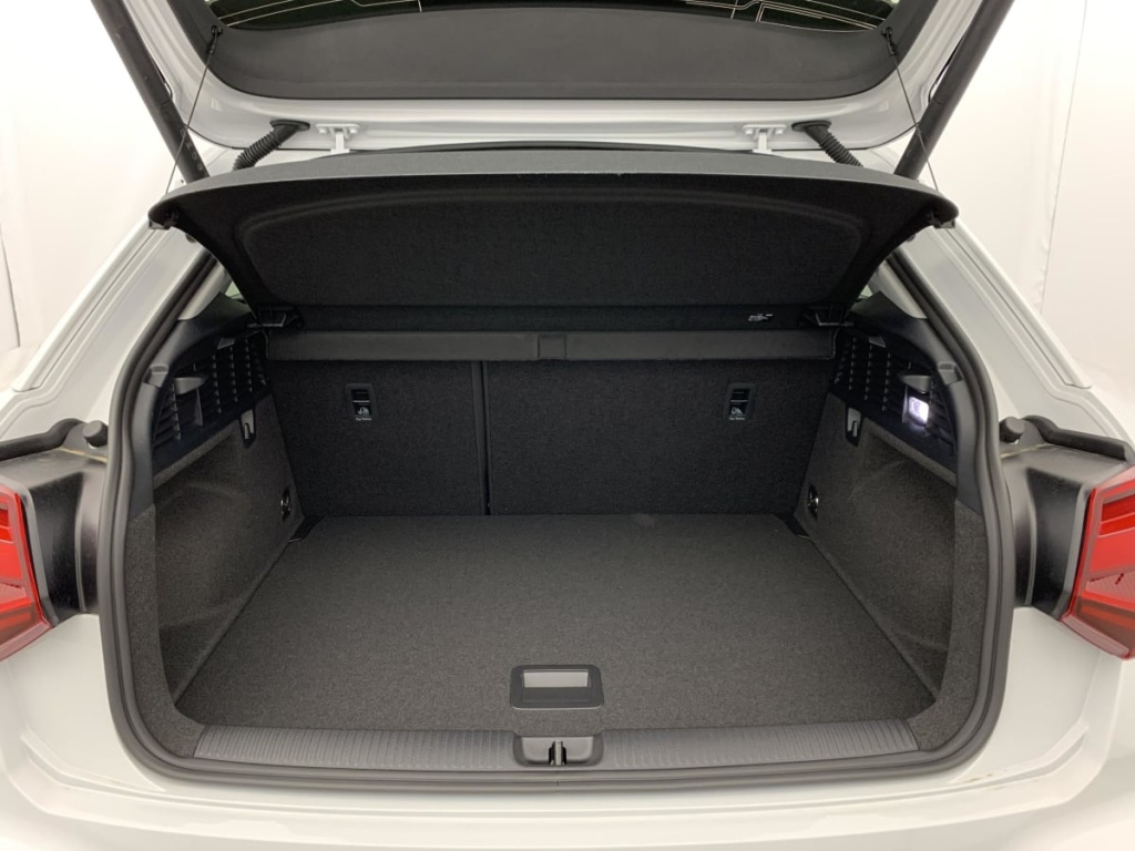 AUDI Q2 35 TDI 150 S tronic 7 Design - ref: 1-354756 - Photo 11