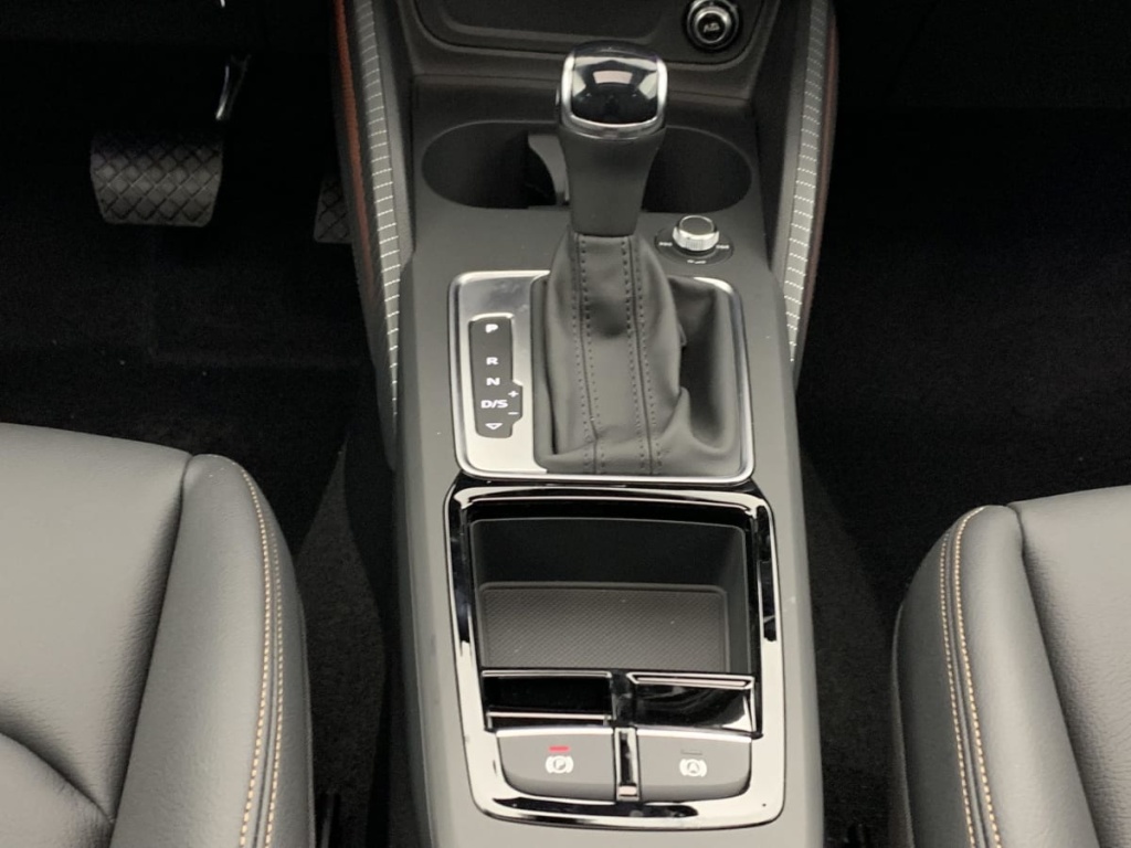 AUDI Q2 35 TDI 150 S tronic 7 Design - ref: 1-354756 - Photo 16